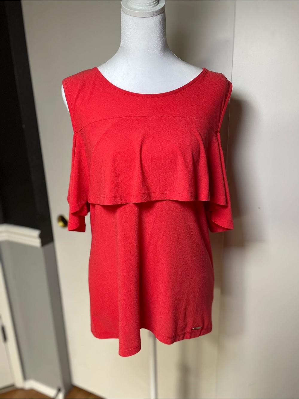 Vince Camuto Red Cold-Shoulder Ruffle Top